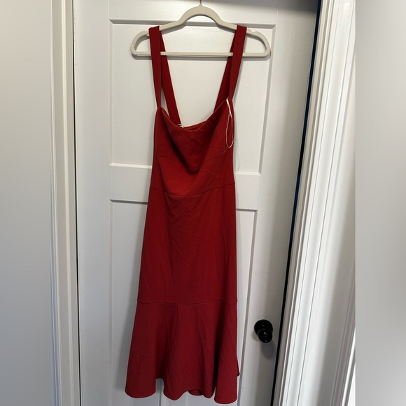 Gal Meets Glam Dress - Picture 2 of 5